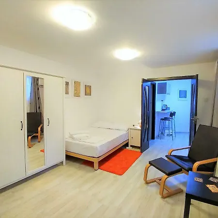 Center Flats - Unirii Square
